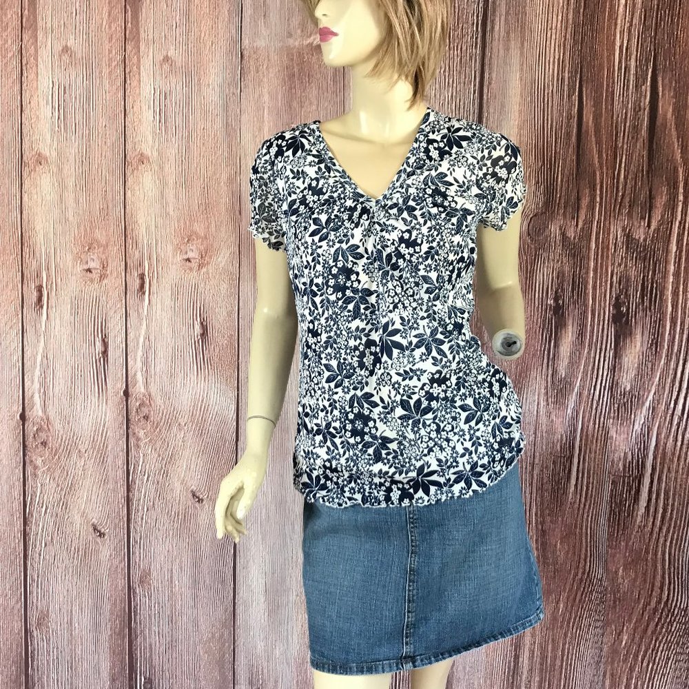 Liz Claiborne Floral Top Large